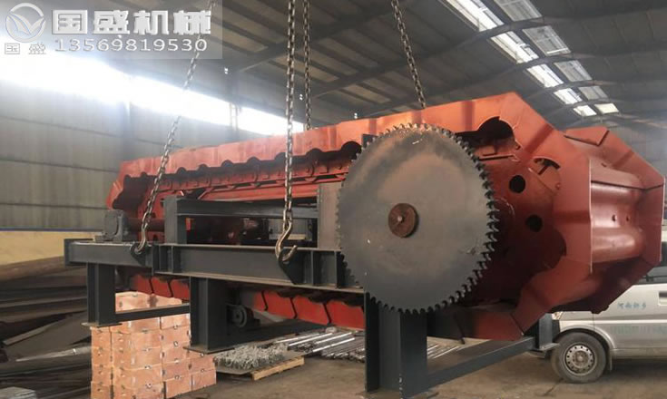 礦石用長(zhǎng)型鱗板輸送機(jī)