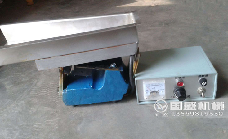 微型電磁振動給料機 微型電磁振動給料機