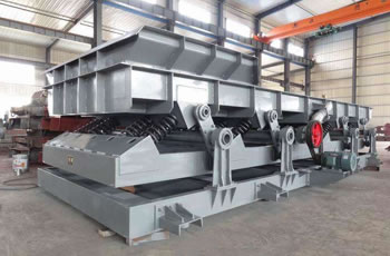 長(zhǎng)距離振動(dòng)給料機(jī)