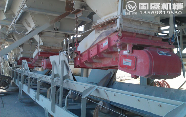 振動(dòng)給礦機(jī)型號(hào)